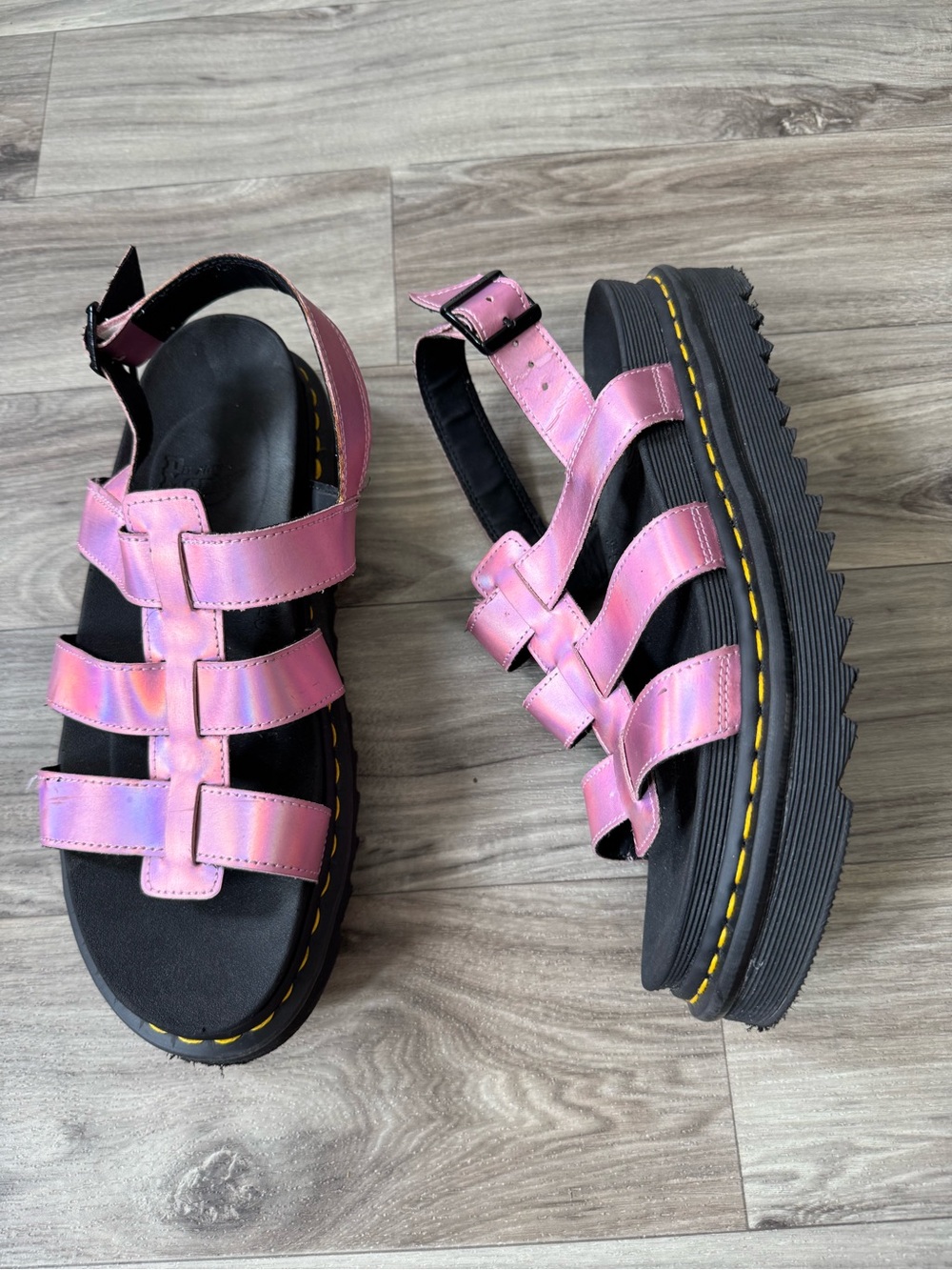 Dr. Martens Yelena Iced Metallic in Mallow Pink Size 11 EU 43